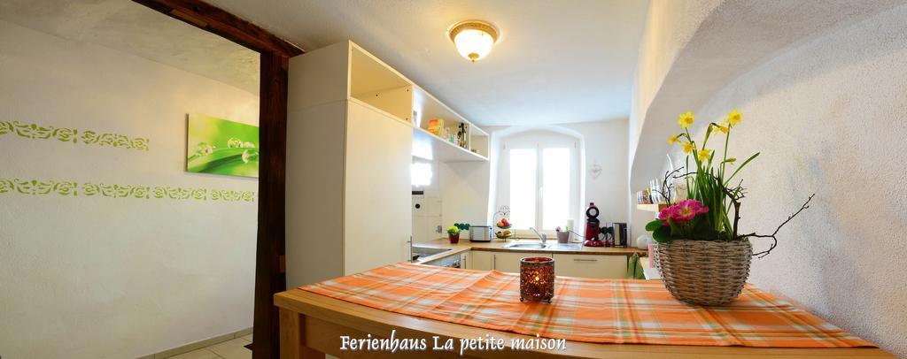 Lehmgefuehl, Design Vier, La Petite Maison Trier Kültér fotó
