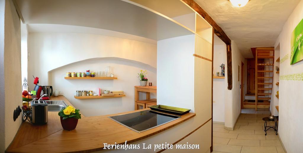 Lehmgefuehl, Design Vier, La Petite Maison Trier Kültér fotó