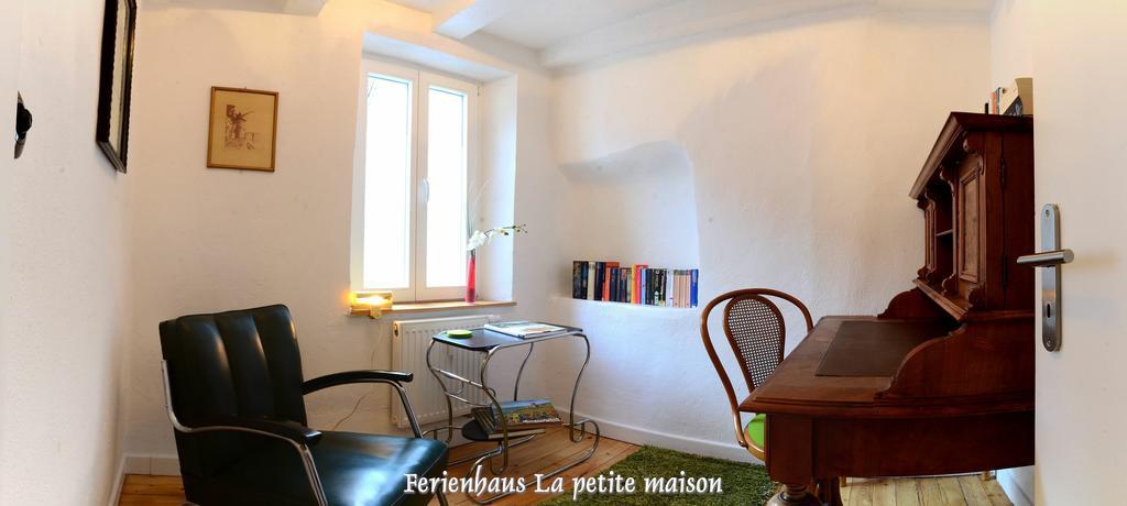 Lehmgefuehl, Design Vier, La Petite Maison Trier Kültér fotó
